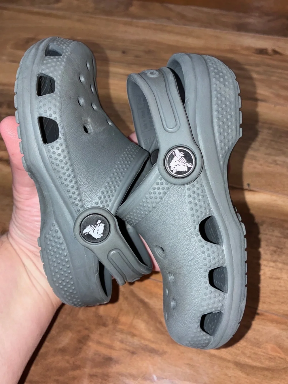 Kids Crocs, gray - size 8c
